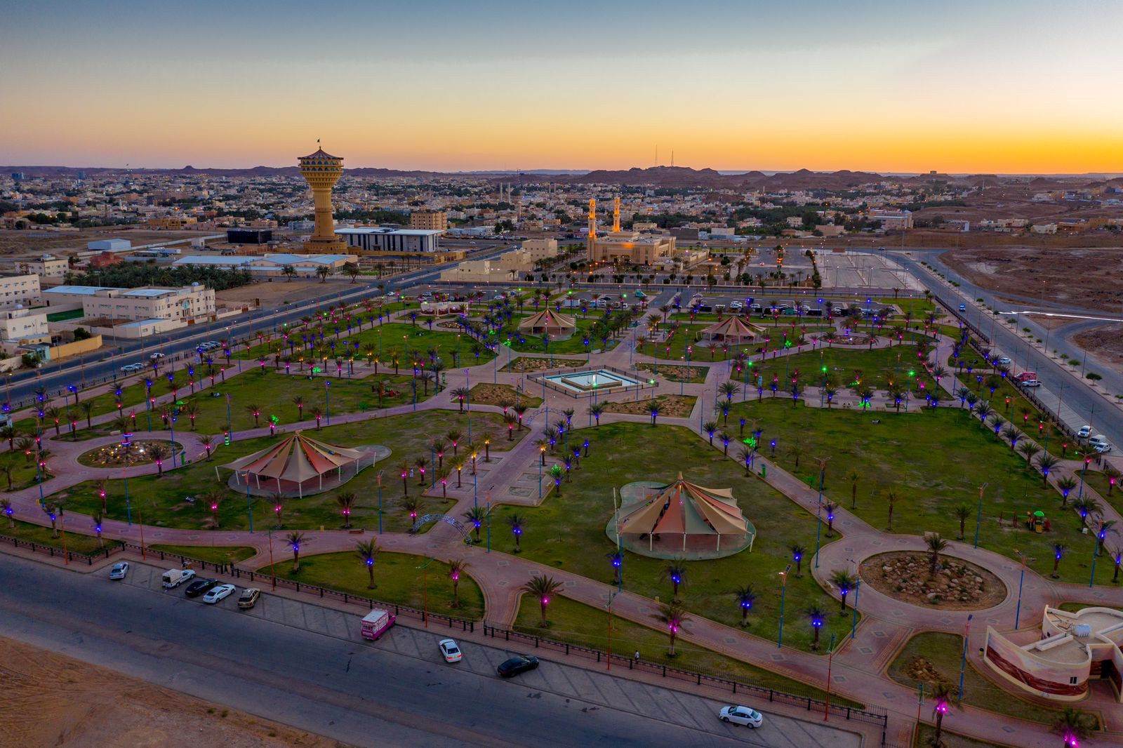 حدائق ومتنزهات منطقة الجوف تجذب الزوار بمزاياها المتنوعة مع اعتدال الأجواء وحلول الإجازة